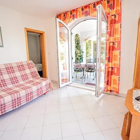 Vlado Apartment