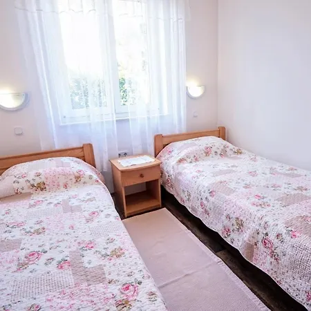 Apartment Vlado Zambratija (Istria)