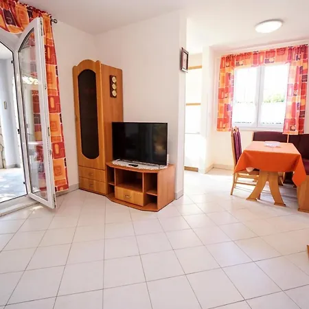 Vlado * Zambratija (Istria)