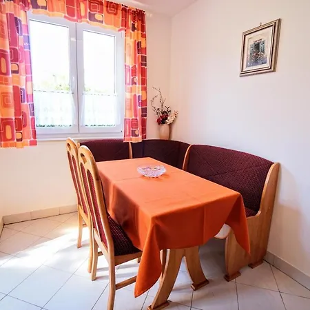 Vlado * Zambratija (Istria)